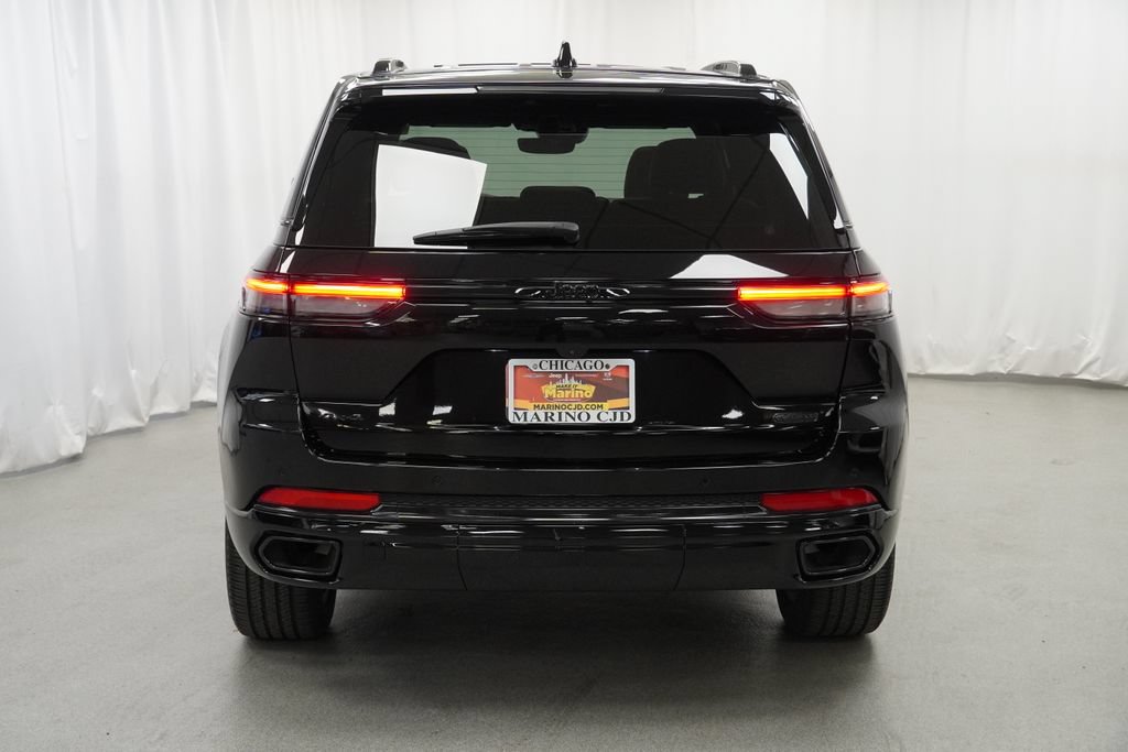 Certified 2023 Jeep Grand Cherokee Overland AWD/4WD image 11