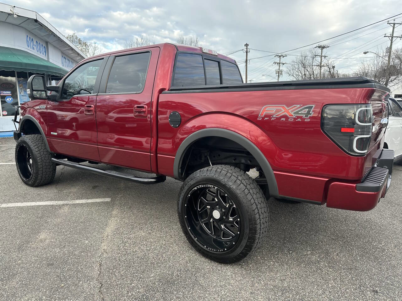 Used 2014 Ford F150 FX4 w/ Equipment Group 402A Luxury AWD/4WD image 7