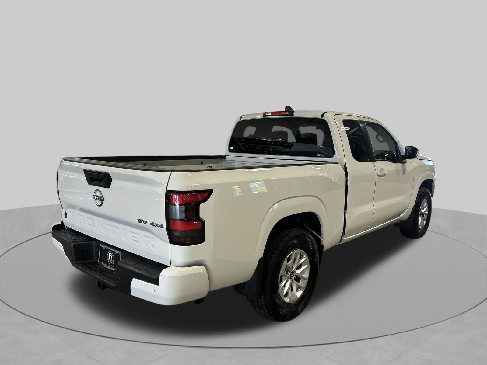 Certified 2024 Nissan Frontier SV w/ Technology Package AWD/4WD image 40
