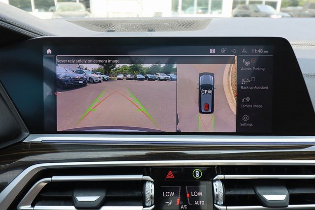 Used 2020 BMW X7 xDrive40i w/ Premium Package image 9