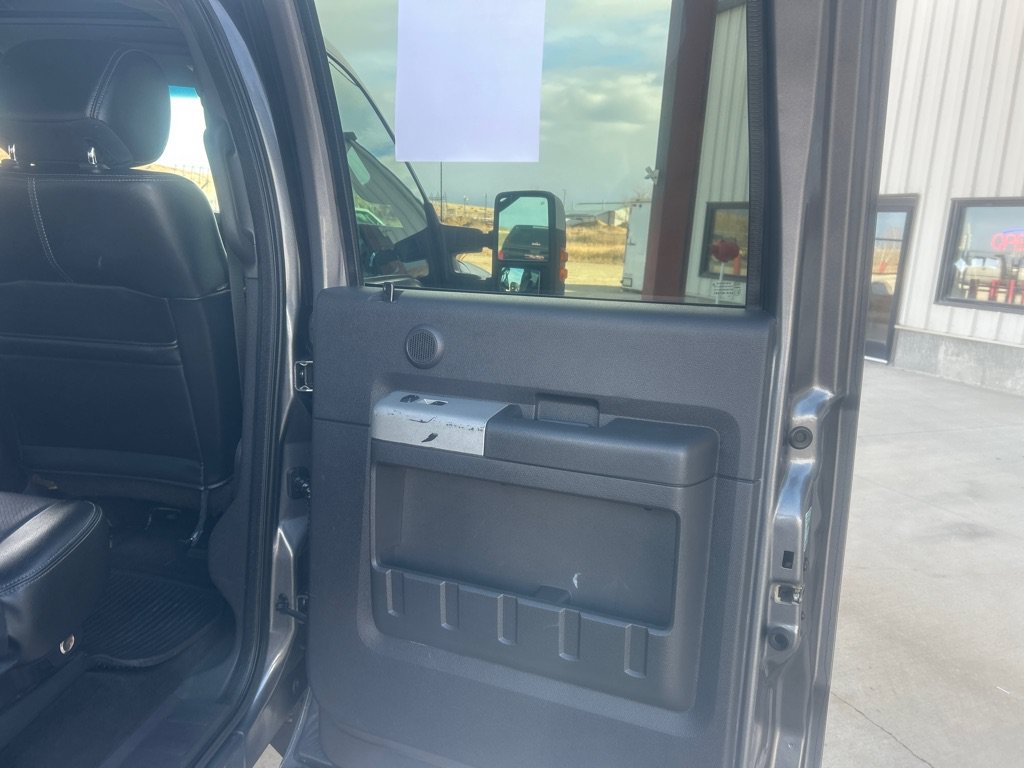 Used 2014 Ford F350 Lariat w/ Lariat Ultimate Package AWD/4WD image 20
