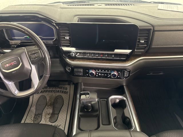 Used 2022 GMC Sierra 1500 Elevation w/ LPO, Elevation Black Package AWD/4WD image 20