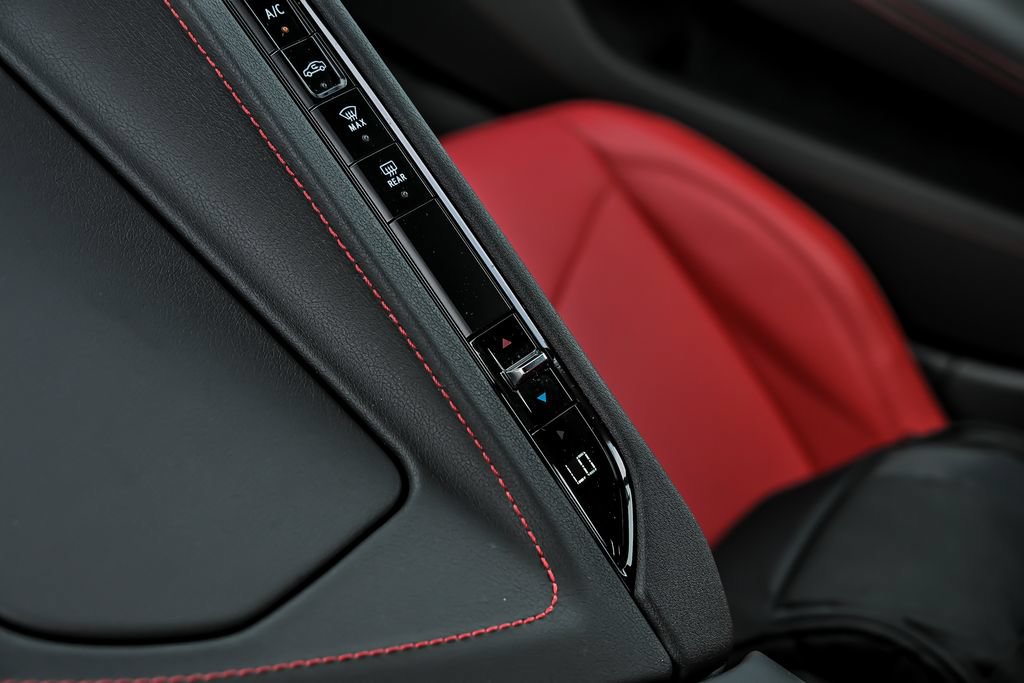 Used 2023 Chevrolet Corvette Stingray Coupe RWD image 29
