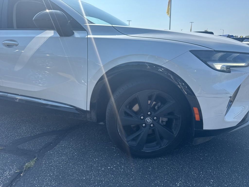 Used 2023 Buick Envision Essence w/ Sport Touring Package image 12