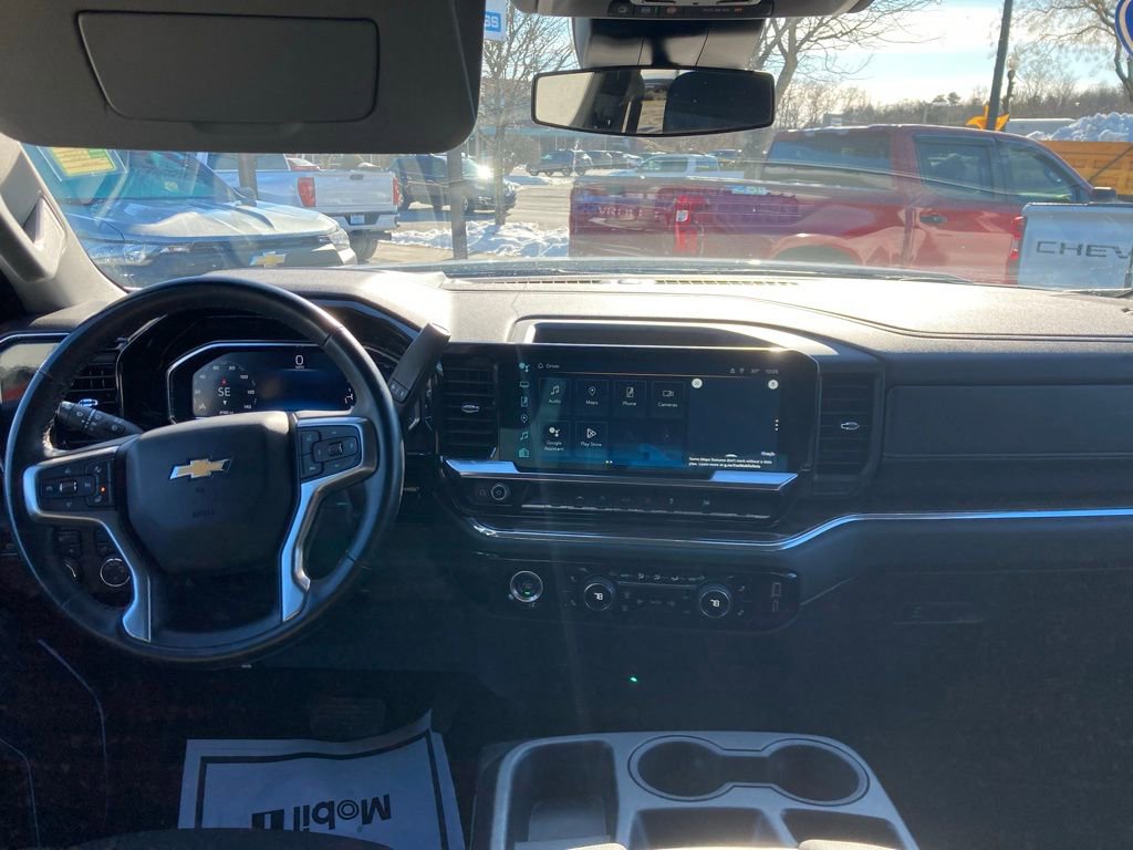 Used 2024 Chevrolet Silverado 1500 LT image 11