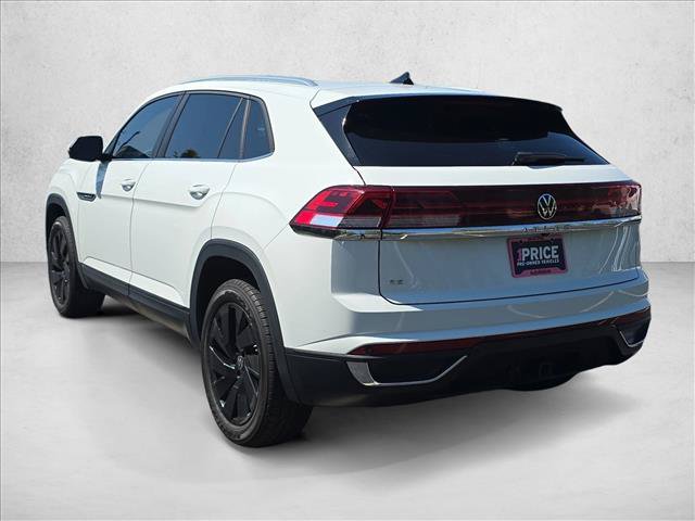 Used 2024 Volkswagen Atlas Cross Sport SE w/ Panoramic Sunroof Package FWD image 7