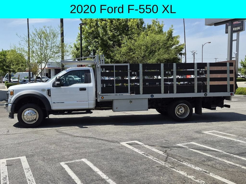 Used 2020 Ford F550 2WD Regular Cab Super Duty image 2