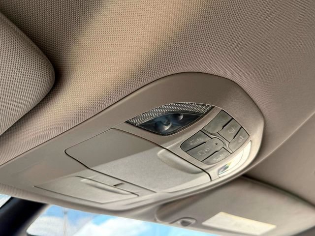 Used 2023 Chrysler Pacifica Touring-L FWD image 45