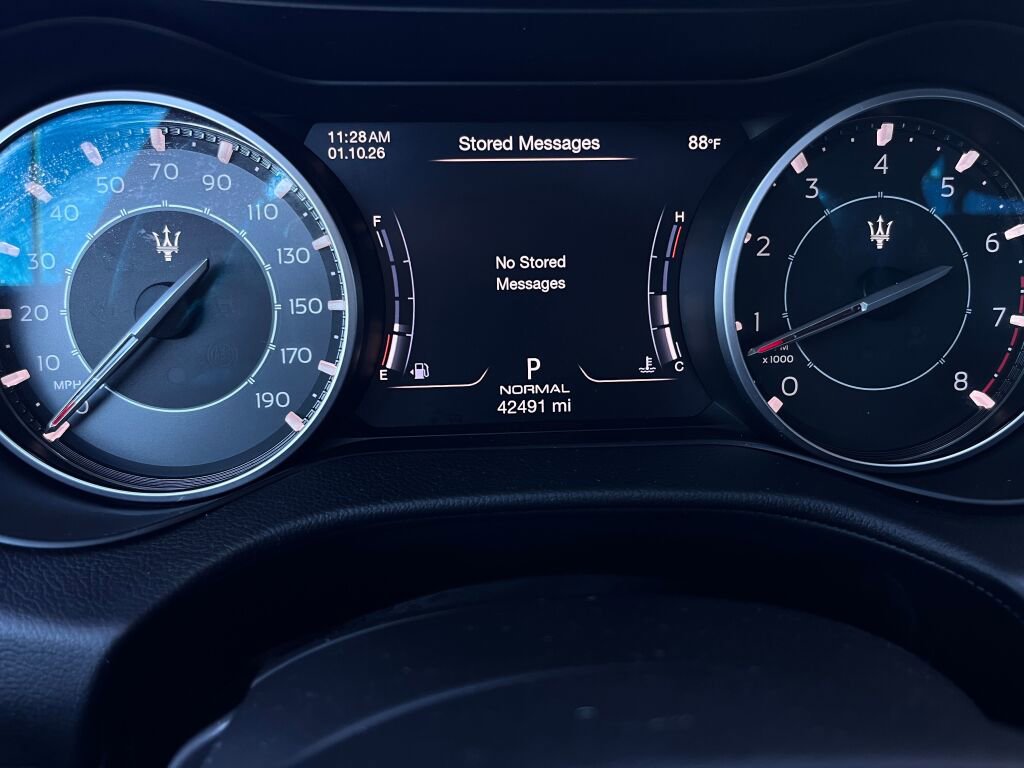 Used 2021 Maserati Ghibli S image 16