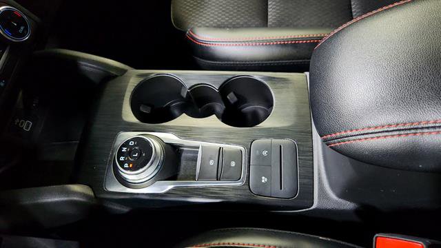 Used 2025 Ford Escape ST-Line image 16