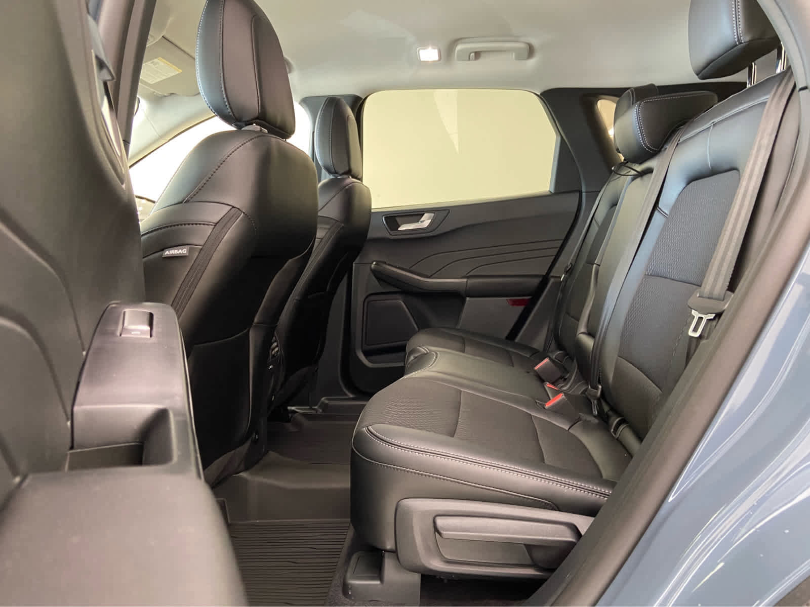 New 2026 Ford Escape SE image 13