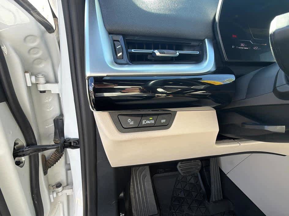 Used 2023 BMW X1 xDrive28i AWD/4WD image 16