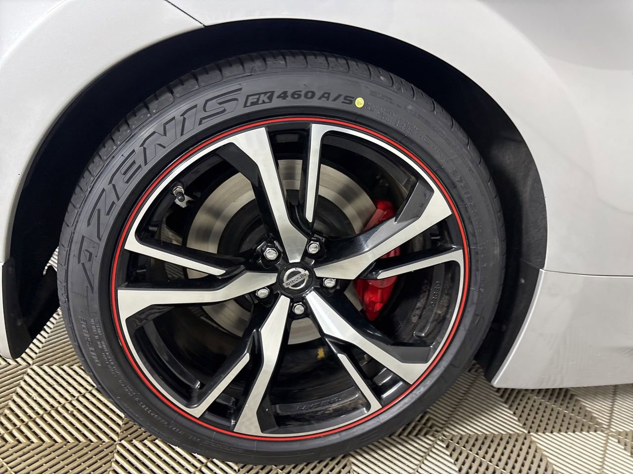 Used 2020 Nissan 370Z image 25