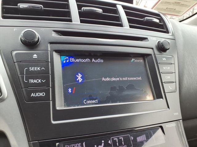 Used 2013 Toyota Prius V Two image 18