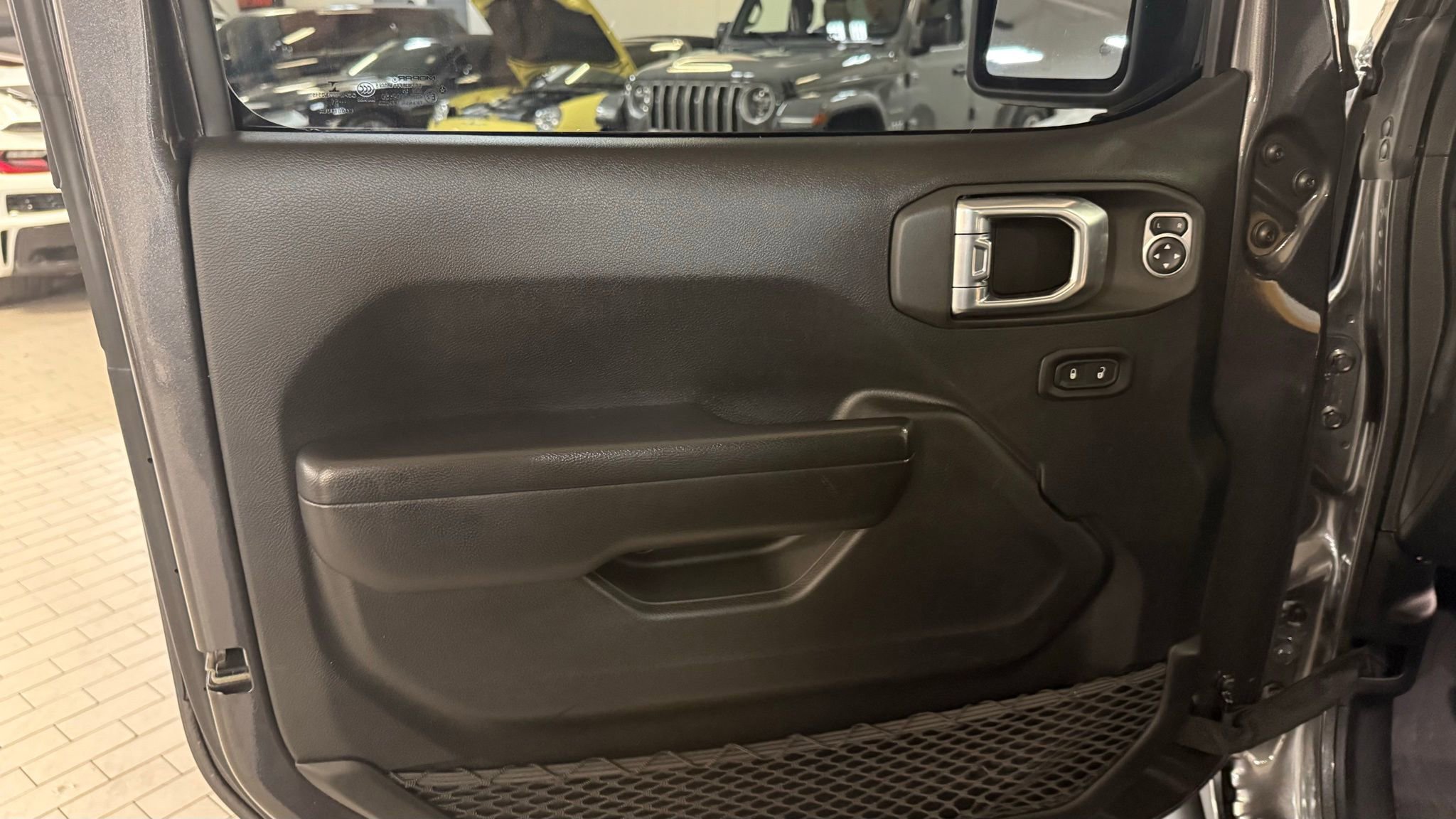 Used 2021 Jeep Wrangler Unlimited Sport image 41