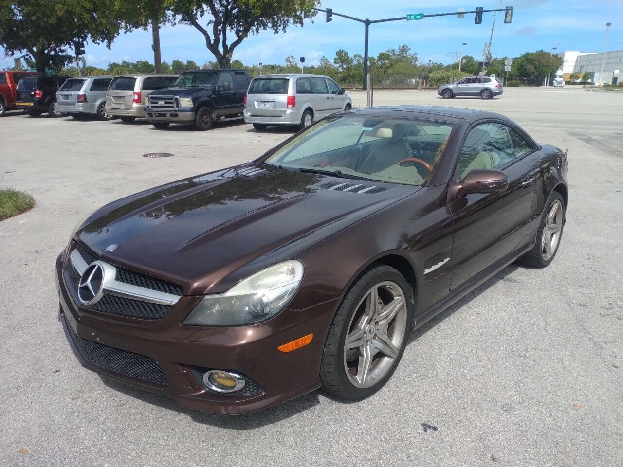 Used 2012 Mercedes-Benz SL 550 image 1