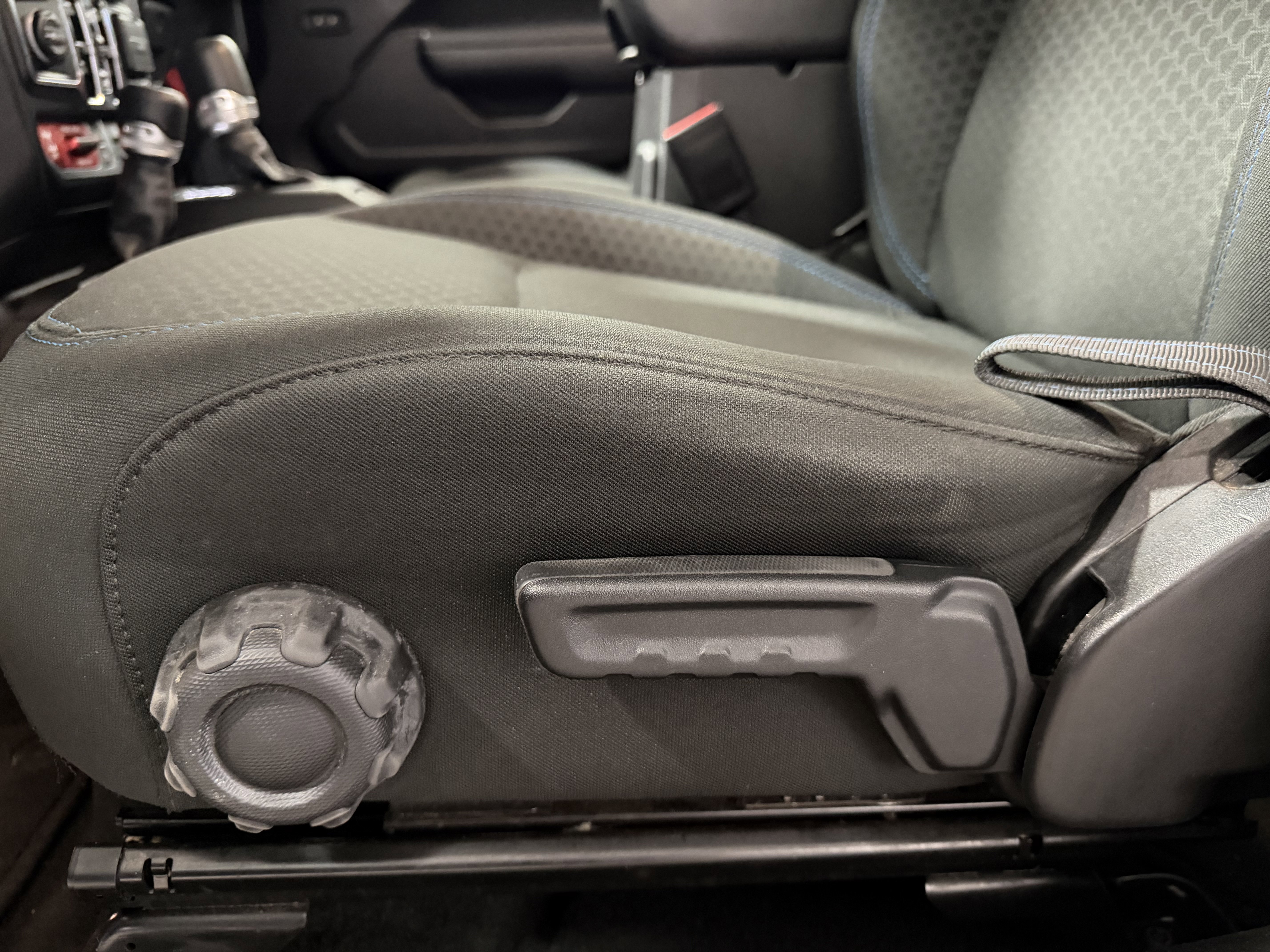 Used 2024 Jeep Wrangler Unlimited Rubicon 4xe image 13