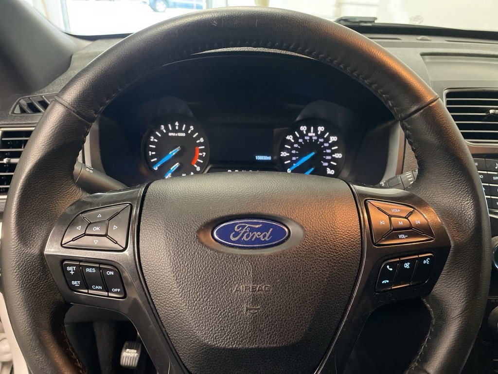Used 2019 Ford Explorer XLT image 19