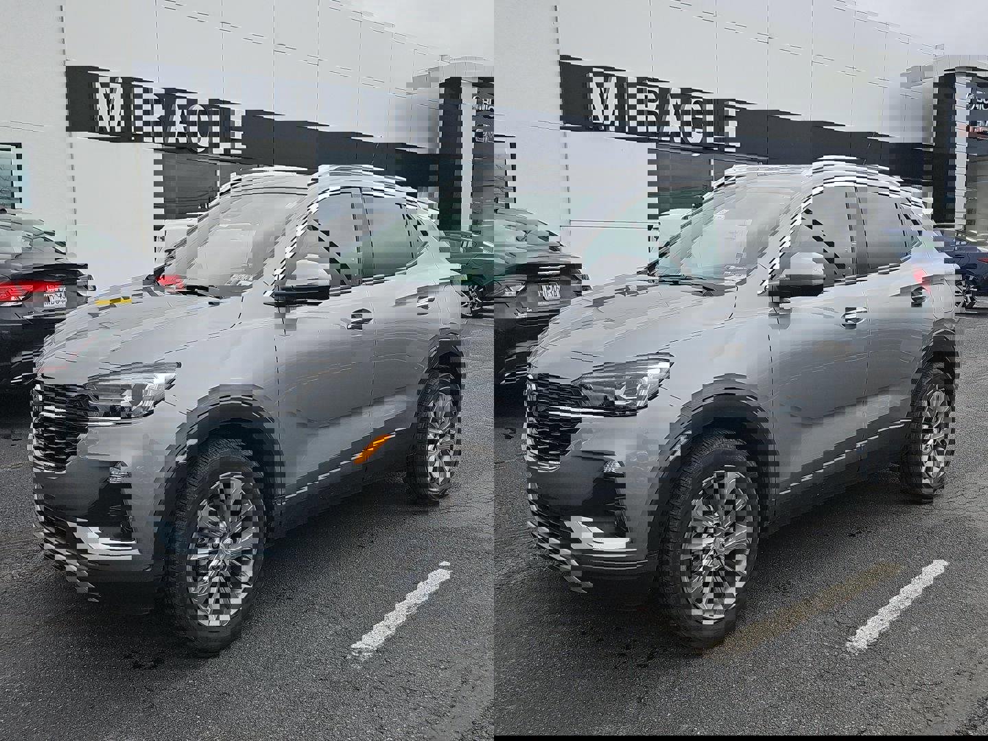 Used 2023 Buick Encore GX Essence w/ Experience Buick Package image 1