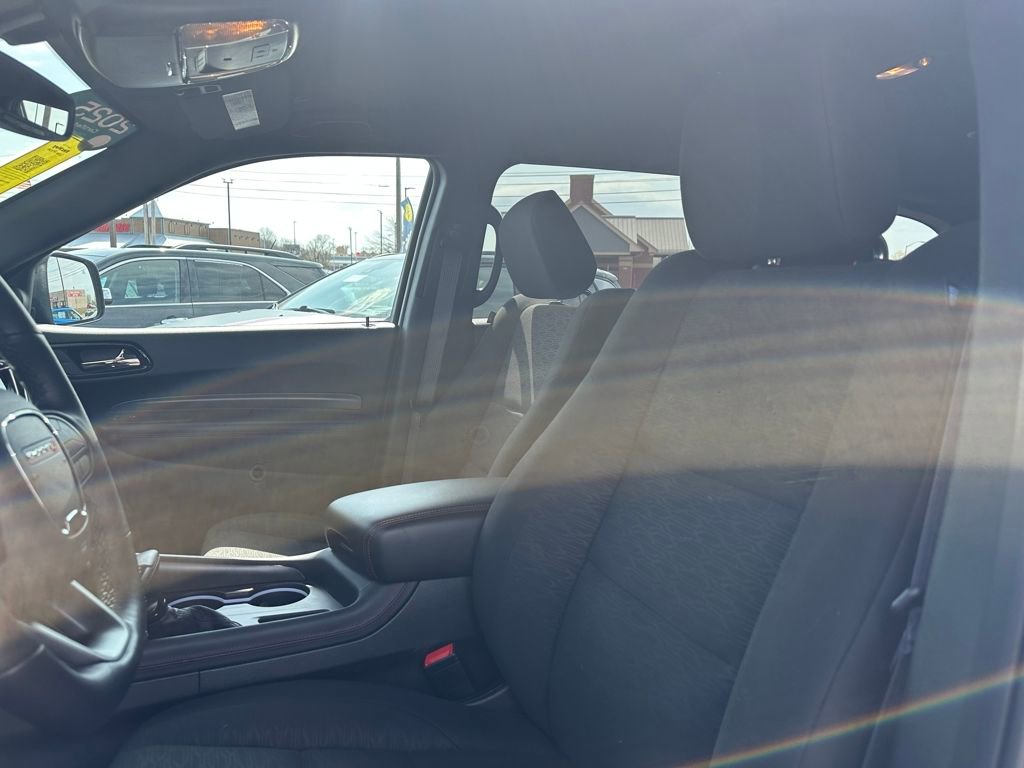 Used 2025 Dodge Durango GT image 25