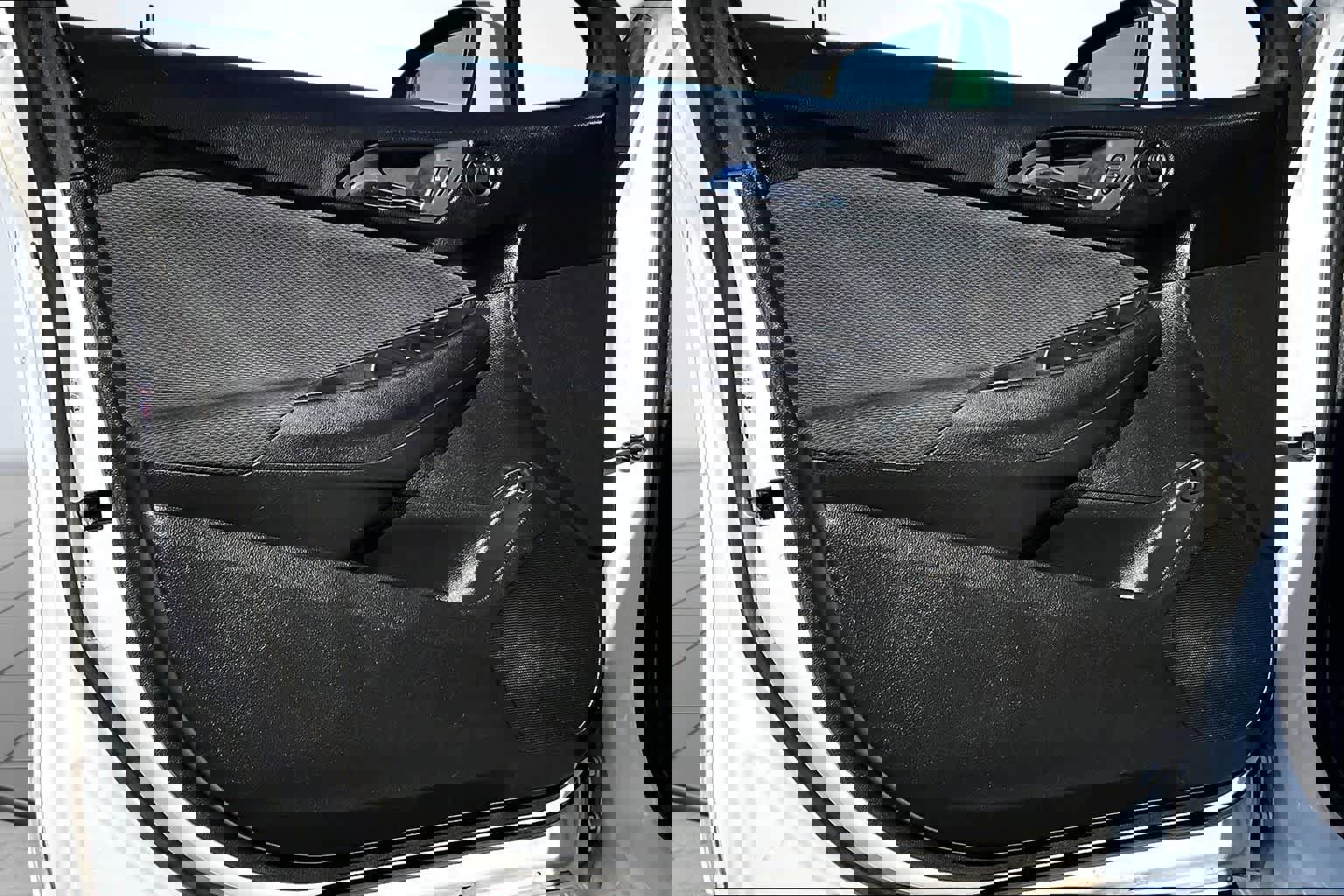 Used 2017 Chevrolet Cruze LT w/ RS Package image 27