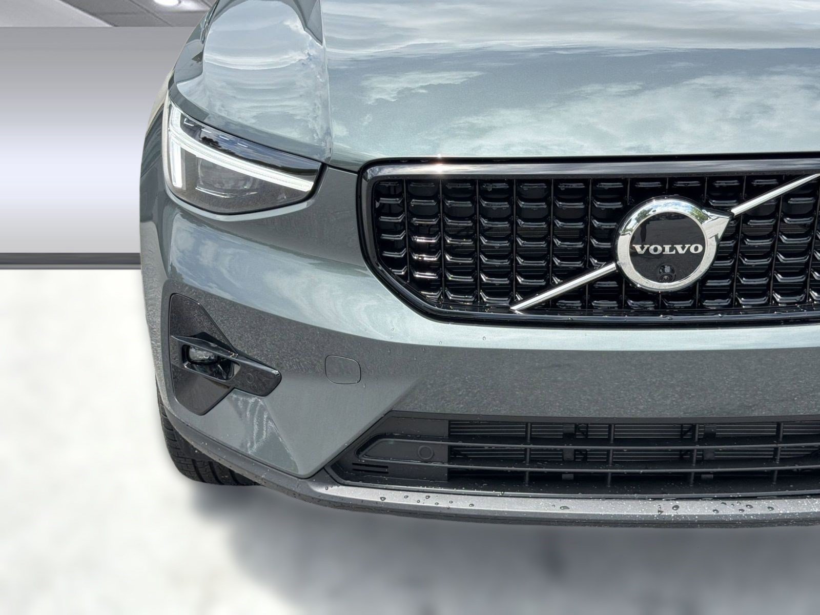 New 2026 Volvo XC40 B5 Ultra AWD/4WD image 11