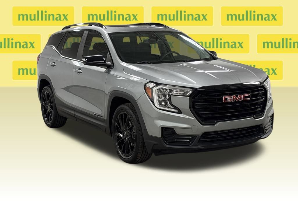 Certified 2023 GMC Terrain SLE w/ Driver Convenience Package image 2