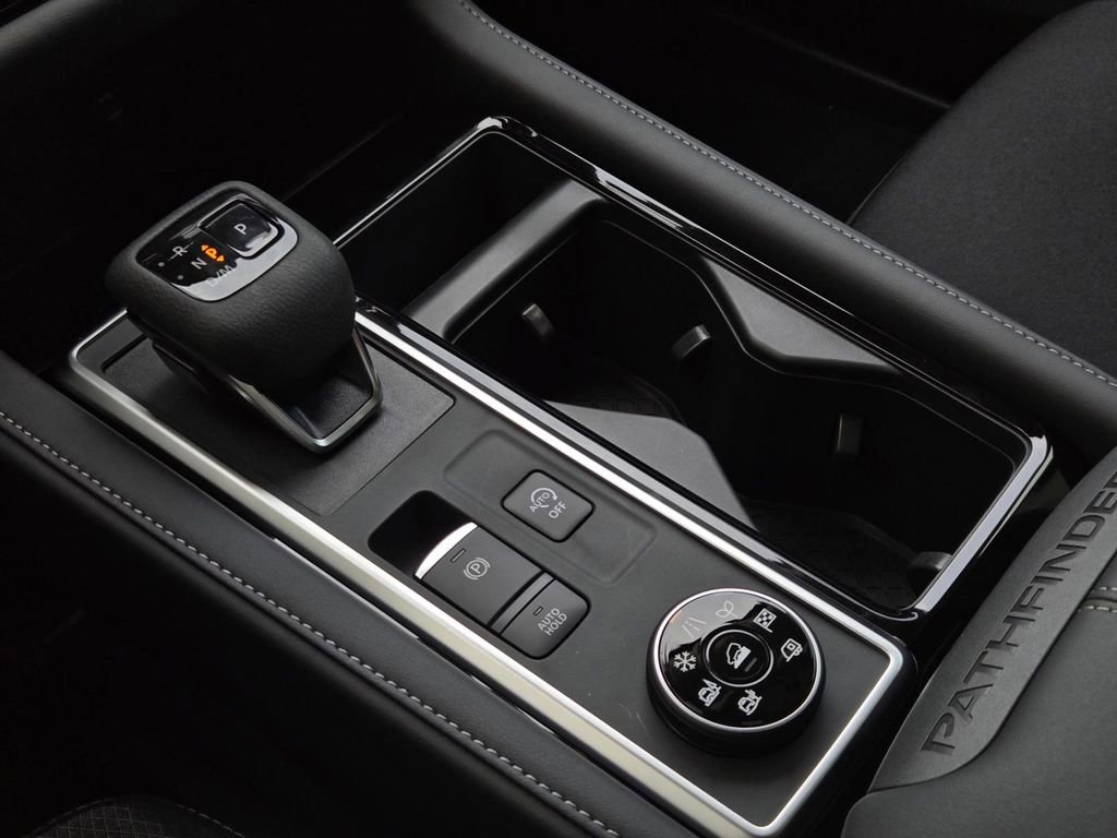 New 2026 Nissan Pathfinder SV image 24