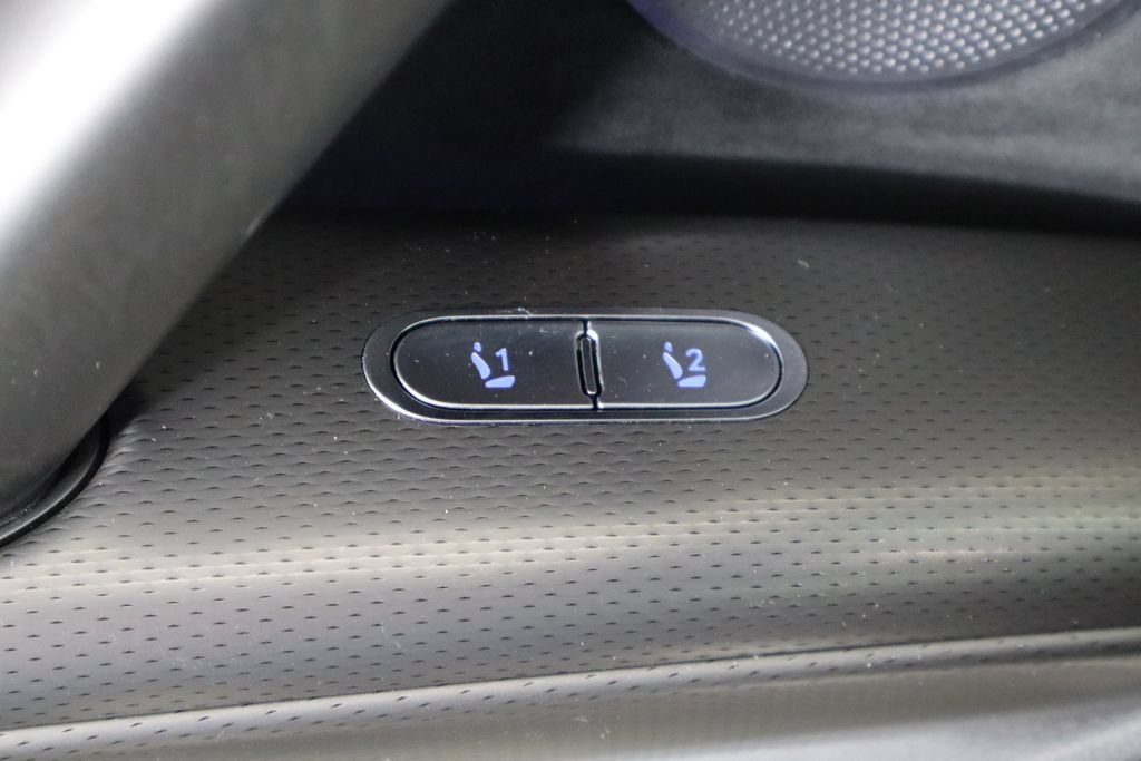 Used 2023 Genesis GV60 Performance AWD/4WD image 23