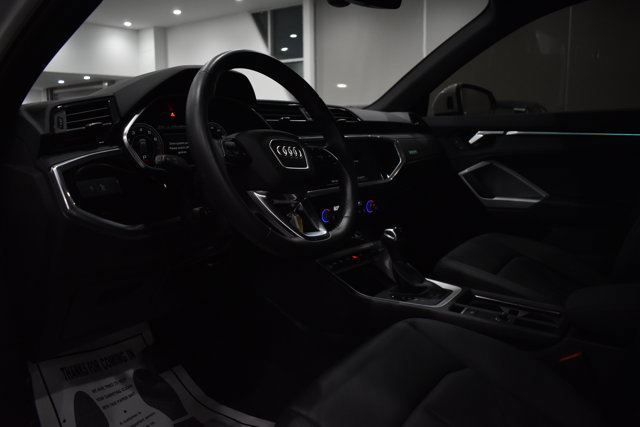 Used 2022 Audi Q3 2.0T Premium Plus image 14