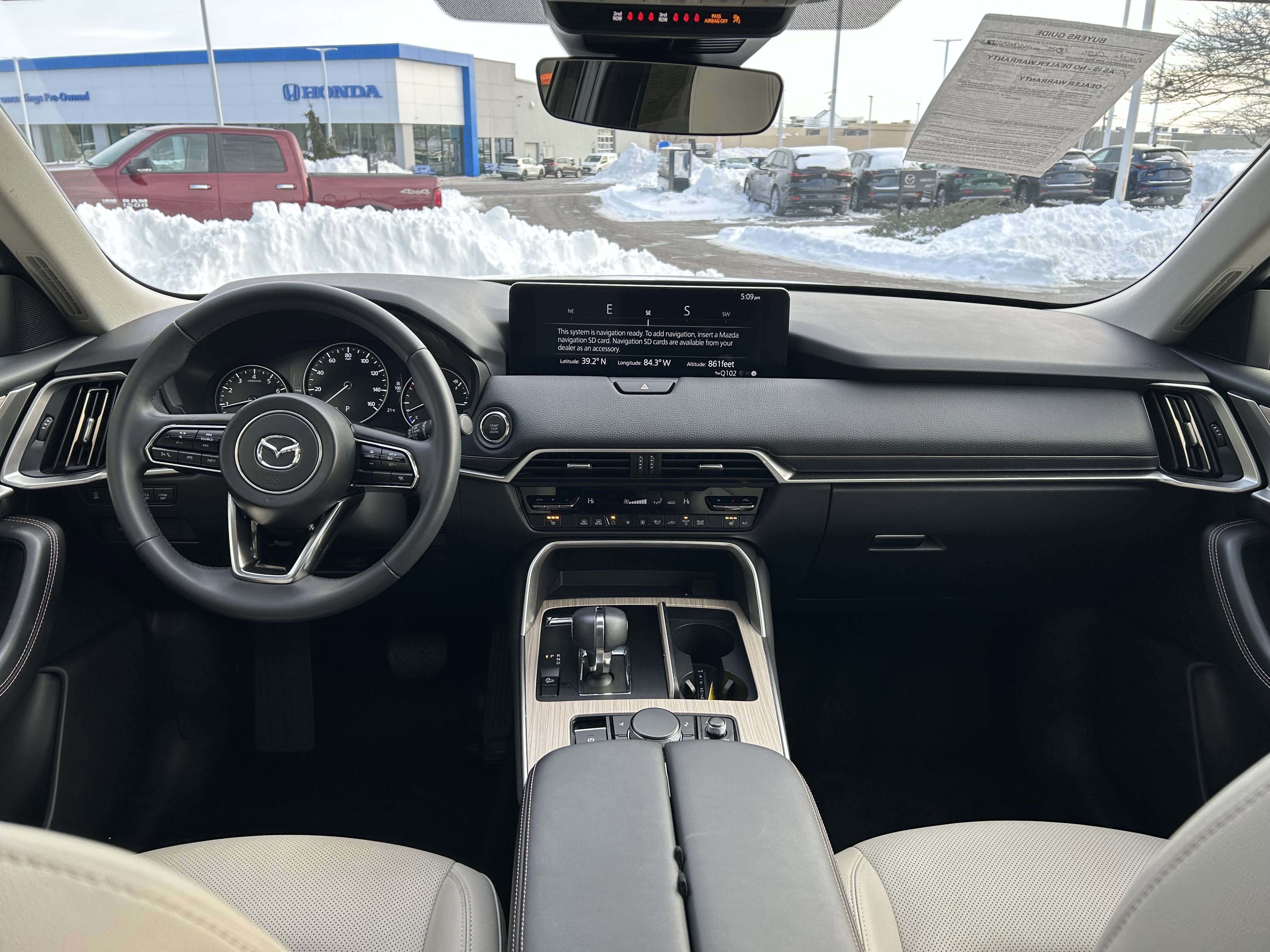 Certified 2025 MAZDA CX-90 3.3 Turbo w/ Preferred Package image 9