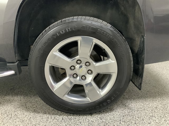 Used 2017 Chevrolet Tahoe Premier AWD/4WD image 15