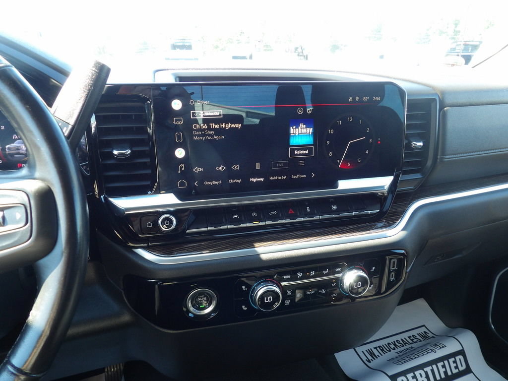 Used 2022 GMC Sierra 1500 Elevation RWD image 23