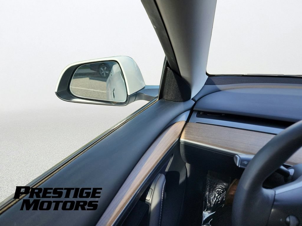 Used 2022 Tesla Model 3 Long Range AWD/4WD image 12