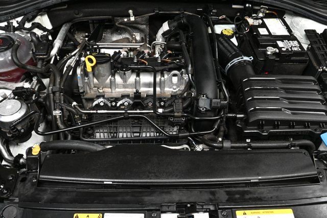 Used 2021 Volkswagen Jetta SE image 31