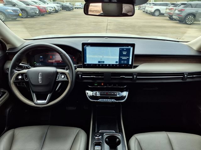 Certified 2024 Lincoln Corsair Grand Touring AWD/4WD image 6