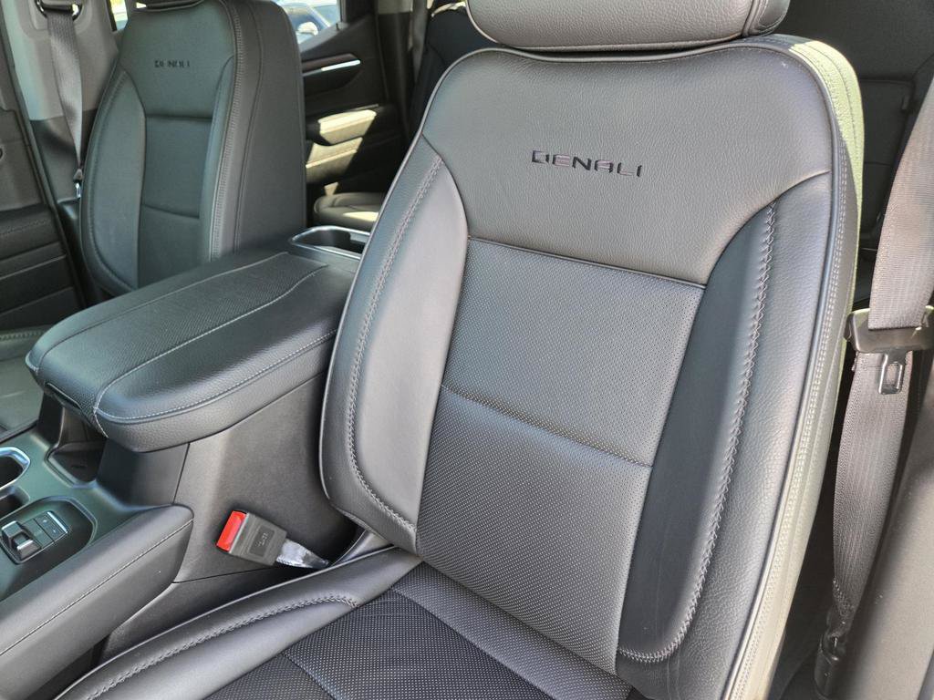 Used 2024 GMC Sierra 1500 Denali AWD/4WD image 16