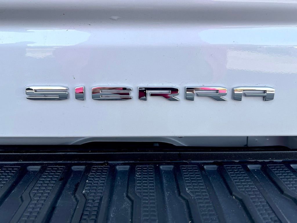 Used 2024 GMC Sierra 1500 Denali w/ Denali Reserve Package image 11