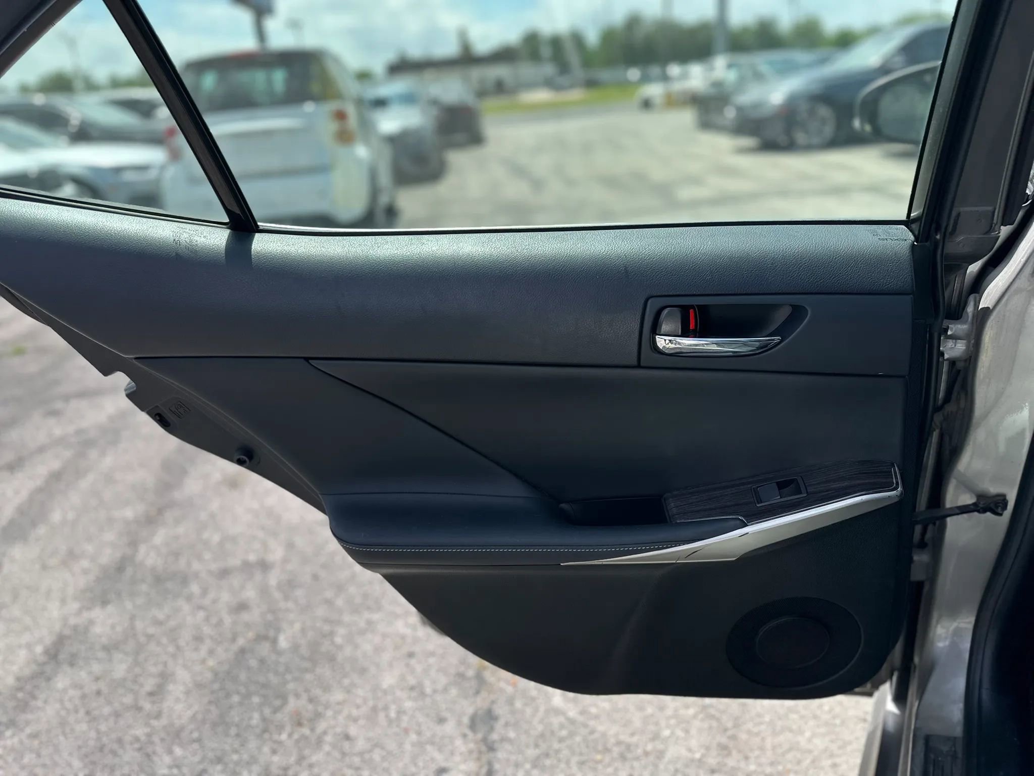 Used 2015 Lexus IS 250 AWD w/ Luxury Package image 20