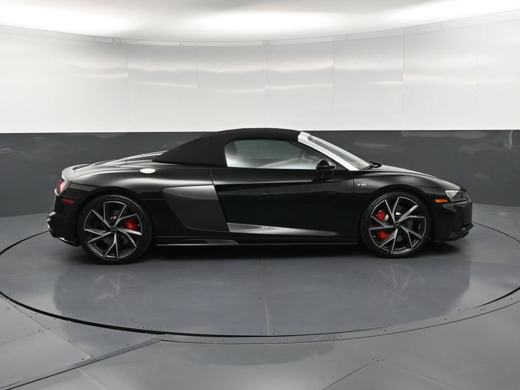 Used 2023 Audi R8 V10 performance w/ Carbon Exterior Package RWD image 9