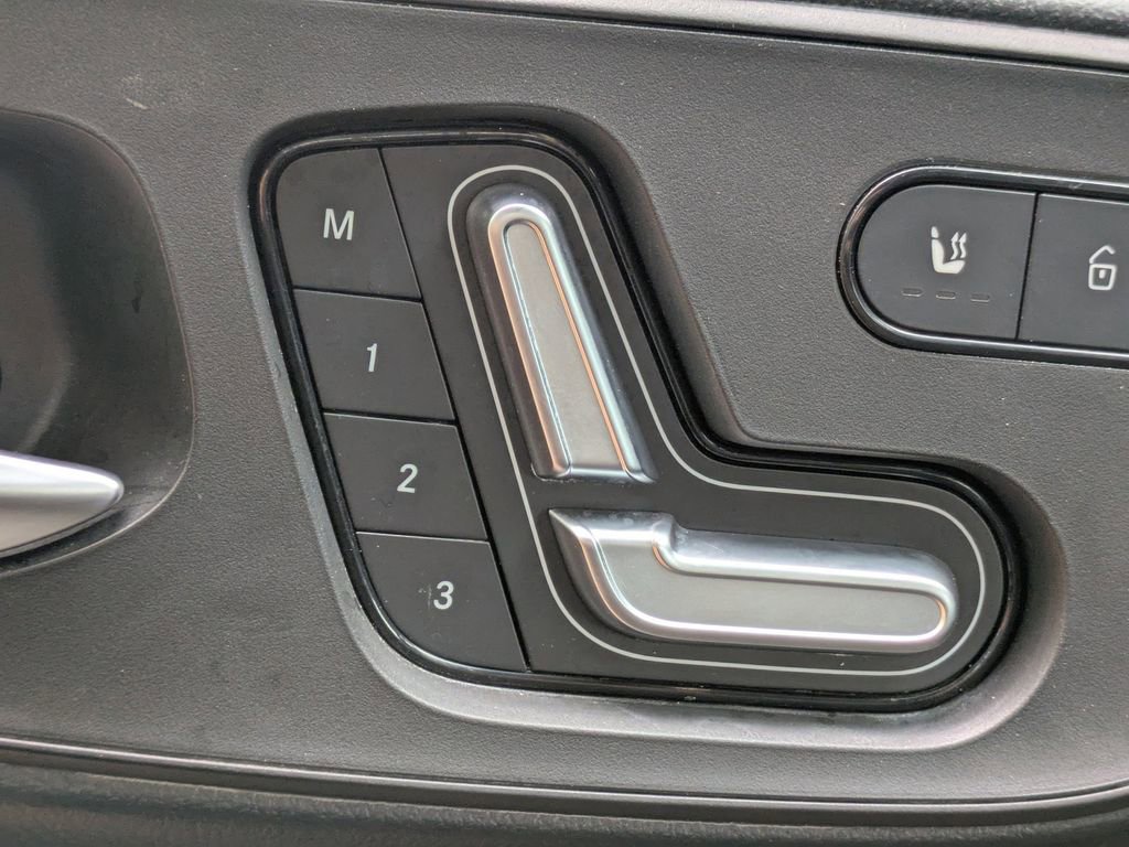 Used 2024 Mercedes-Benz Sprinter 2500 image 23