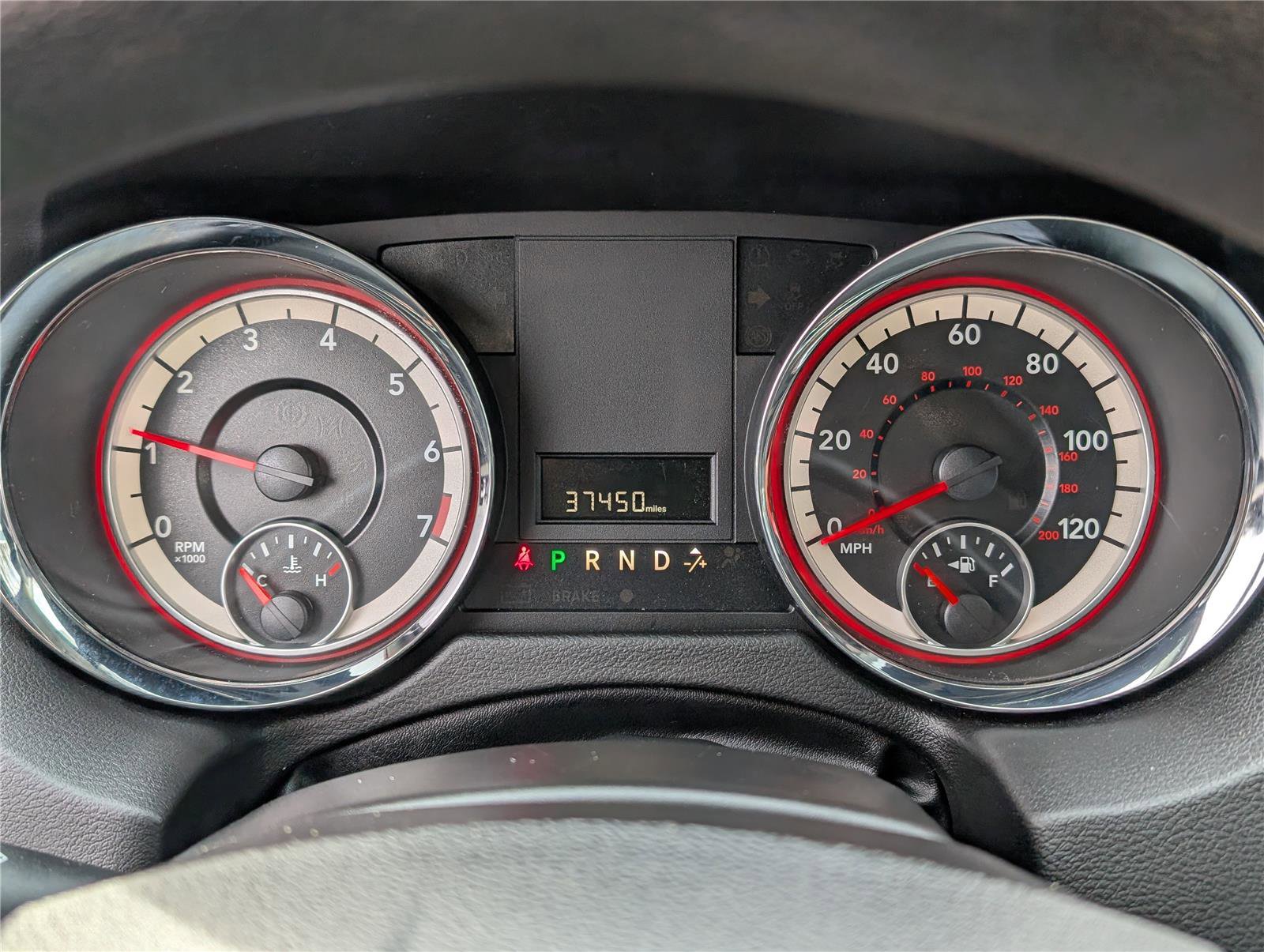 Used 2018 Dodge Grand Caravan SE w/ UConnect Hands-Free Group image 23