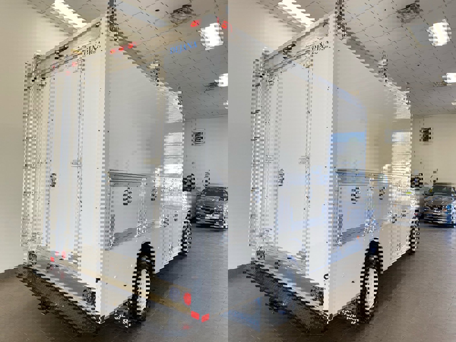 Used 2026 Ford E-350 and Econoline 350 Super Duty w/ Power Equipment Group image 11