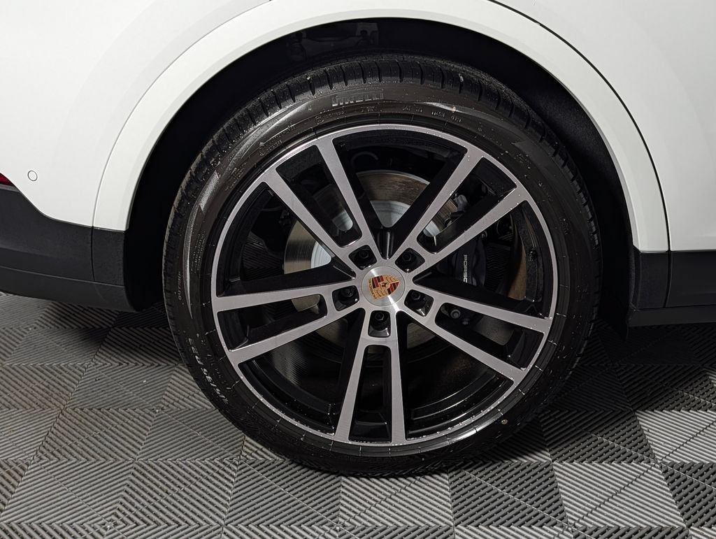 New 2026 Porsche Cayenne AWD/4WD image 13