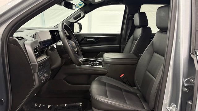 Used 2025 Chevrolet Tahoe LT image 13