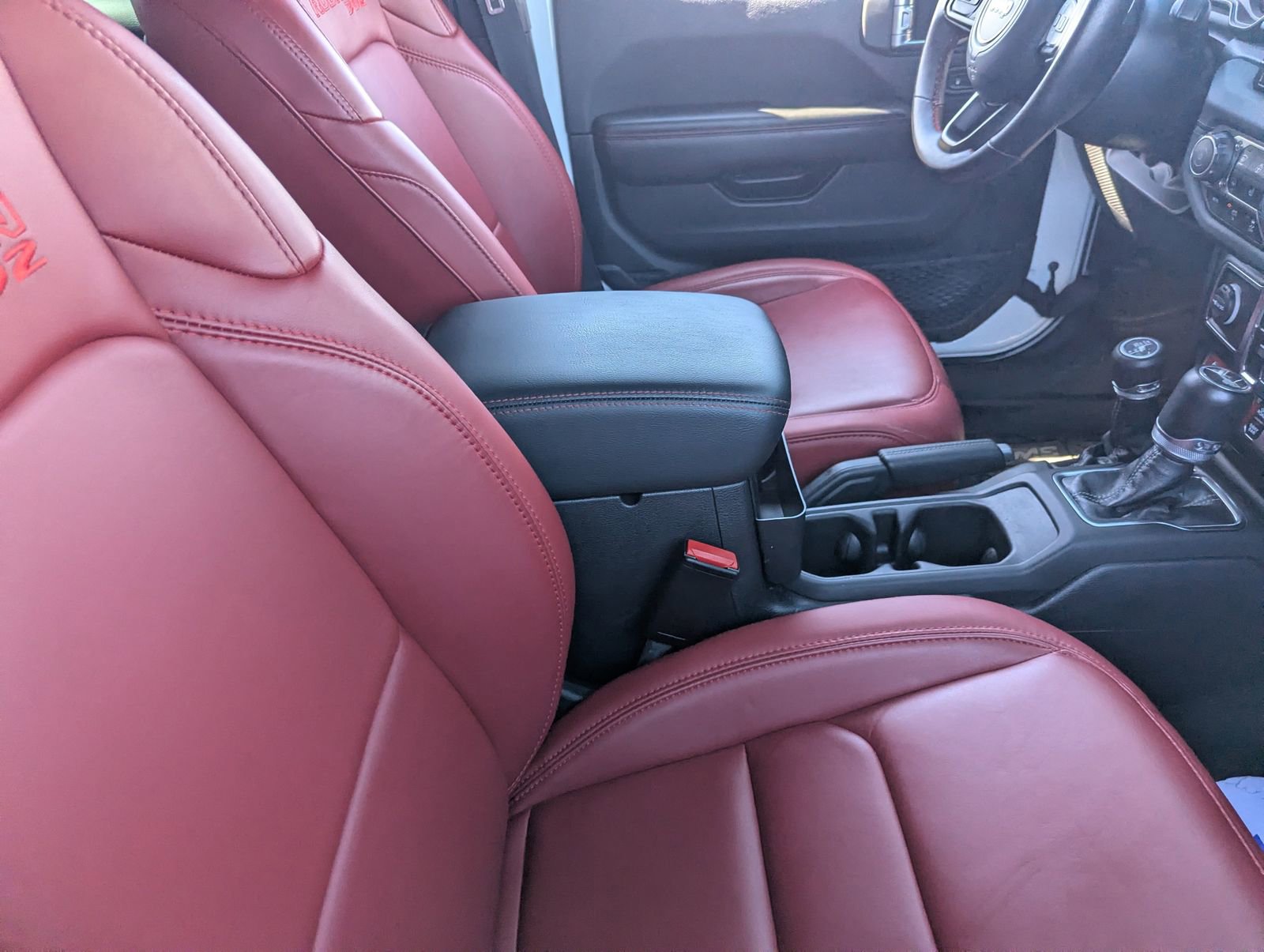 Used 2024 Jeep Wrangler Rubicon 392 image 11