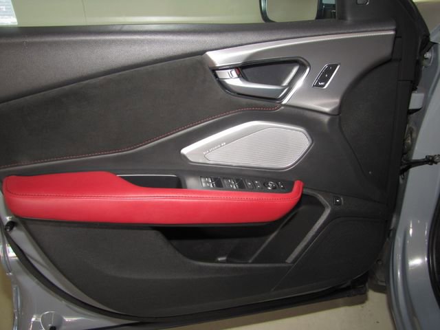 Used 2025 Acura RDX A-Spec image 11
