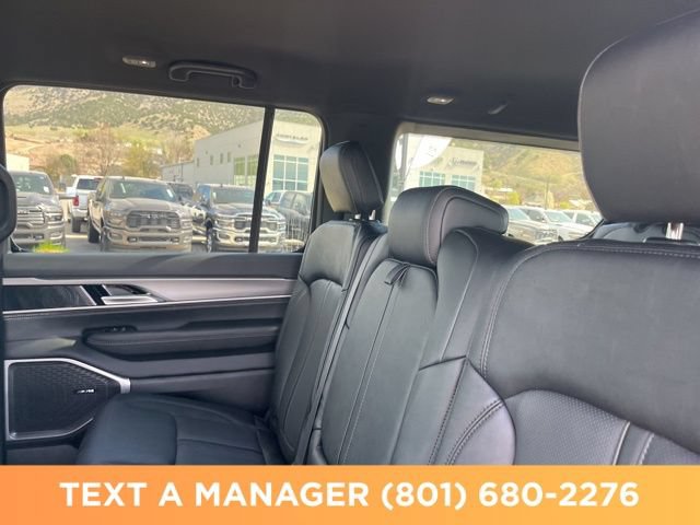 New 2026 Jeep Grand Wagoneer Limited w/ 8-Passenger Seating Package AWD/4WD image 21