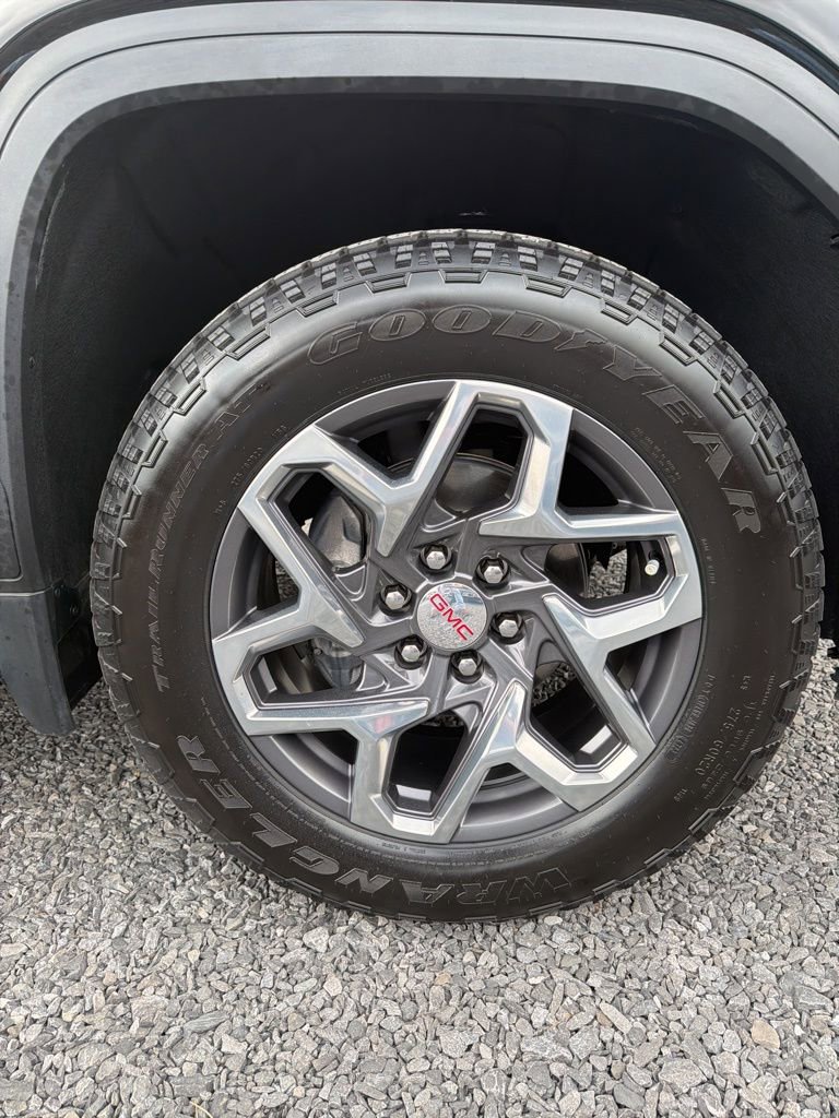 Used 2024 GMC Sierra 1500 SLT w/ SLT Premium Plus Package image 14