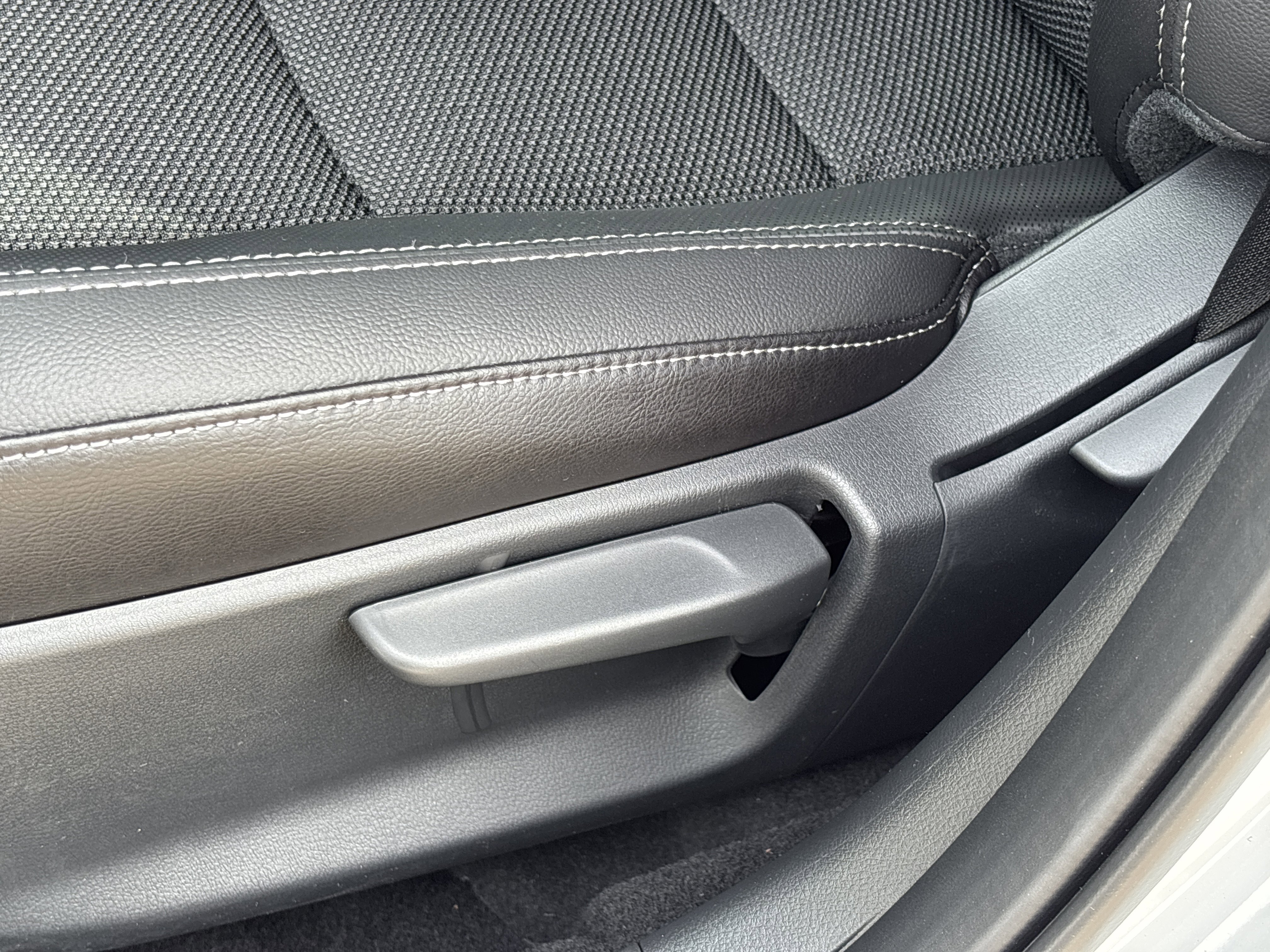 New 2026 MAZDA CX-50 AWD 2.5 S w/ Cargo Package image 16